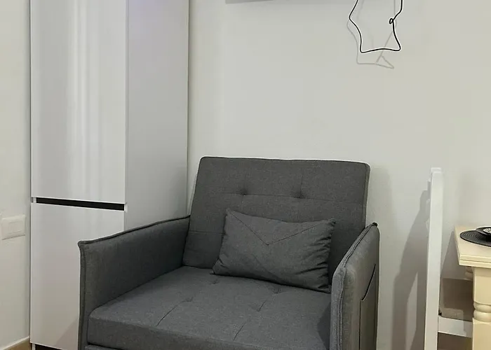 Kiki\'S Rooms 1